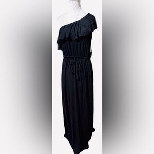 New With Tags—
Soft Jersey One-Shoulder Maxi Bra Dress-Size Small